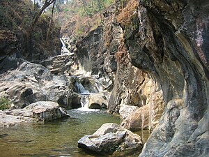 Lan Sang Waterfall (dry season).jpg