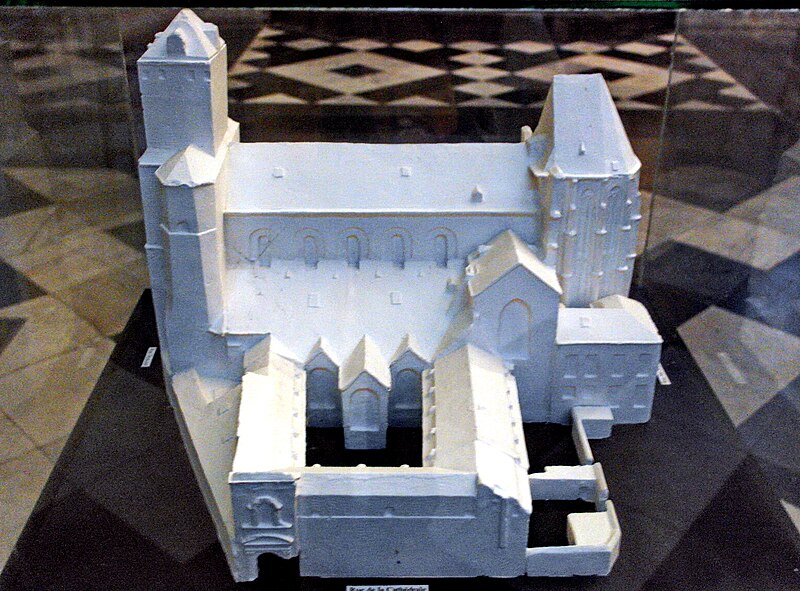 File:Liège, Collégiale St-Denis, maquette02.JPG