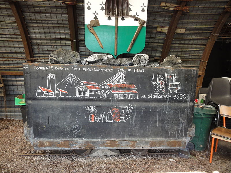 File:Libercourt et Oignies - Mine-image de la fosse n° 2 des mines d'Ostricourt (07).JPG