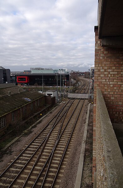 File:Lincoln MMB 08 Brayford Wharf East level crossing.jpg