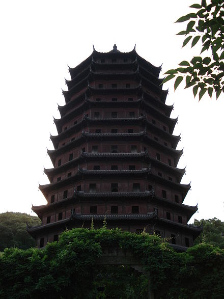The Song Dynasty Liuhe Pagoda, built in 1165