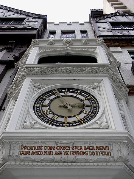 File:London Court Clock, Perth smc.jpg