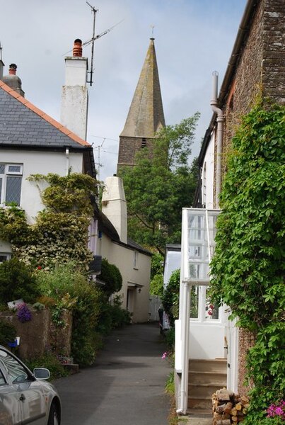 File:Looking to the church in Slapton - geograph.org.uk - 824211.jpg