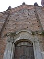 Facciata della chiesa di Santa Maria Nuova, Lu, Piemonte, Italia