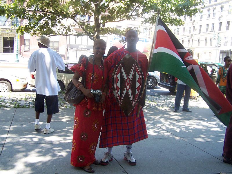 File:MAASAI TRIBE DRESS IN KENYA P2.JPG