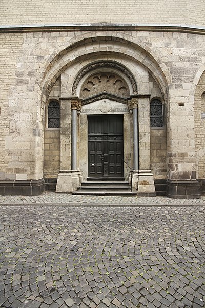 File:Main portal - St. Maria Lyskirchen (Köln) - Cologne - Germany 2017.jpg