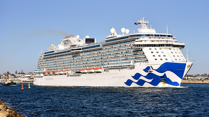 File:Majestic Princess, Fremantle, 2023 (03).jpg