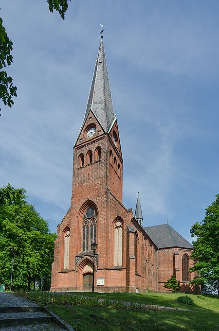 Malchow Stadtkirche von Südwesten