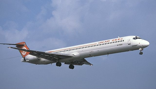 A former Uni Air McDonnell Douglas MD-90-30 in 2001.