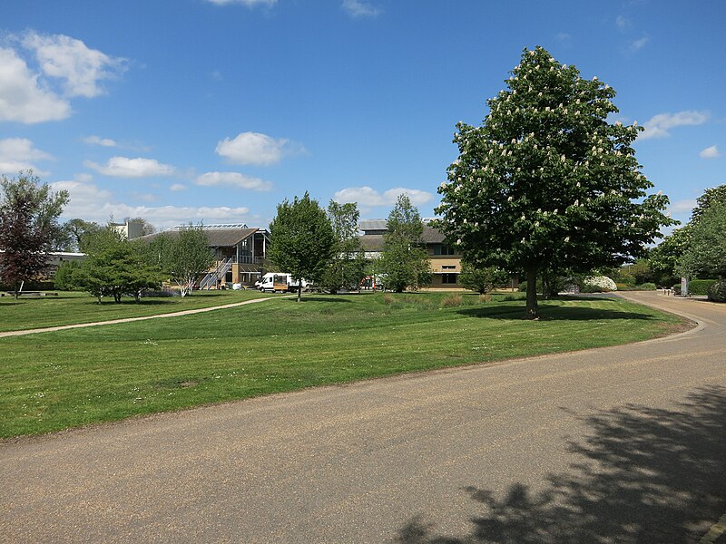 File:Melbourn Science Park - geograph.org.uk - 4522219.jpg