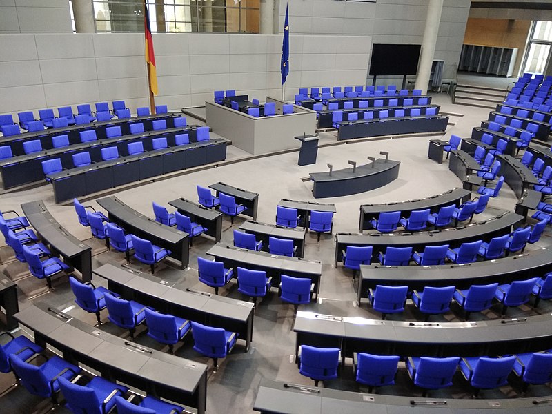 File:Mitte - Reichstag building - 20171031100507.jpg