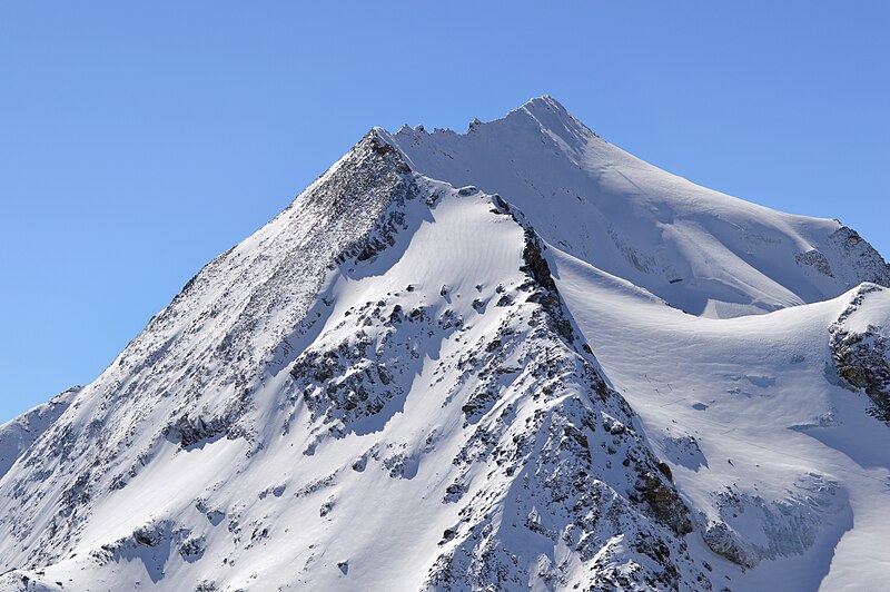 File:Mont Turia and Mont Pourri seen from the Aiguille Rouge, Les Arcs, 2017.jpg