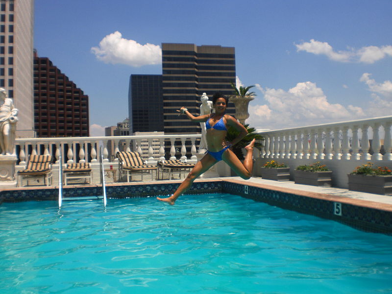 File:New Orleans rooftop pool.jpg