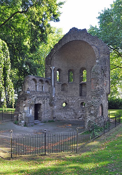 File:Nijmegen Barbarossakapel R01.jpg