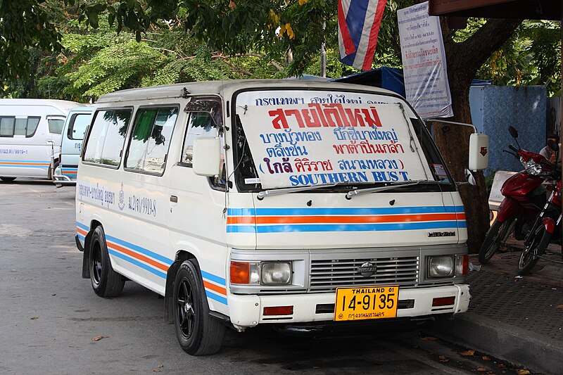 File:Nissan Urvan in Ayutthaya.JPG