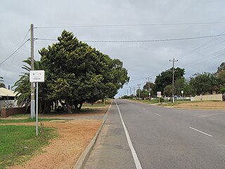 <span class="mw-page-title-main">Karloo, Western Australia</span> Suburb of Geraldton, Western Australia