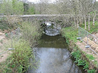 The road bridge at Two Bridges Old bridge at Two Bridges - geograph.org.uk - 163310.jpg