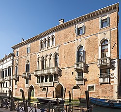 Palazzo Zorzi Bon (Venice).jpg