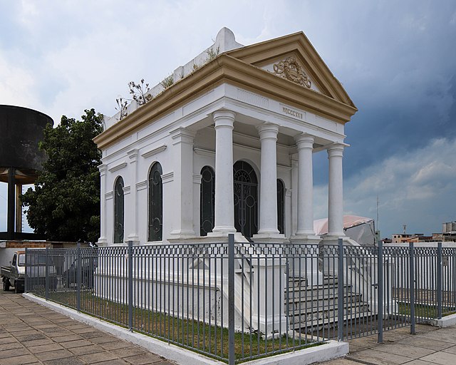 Panteão de Labatut.