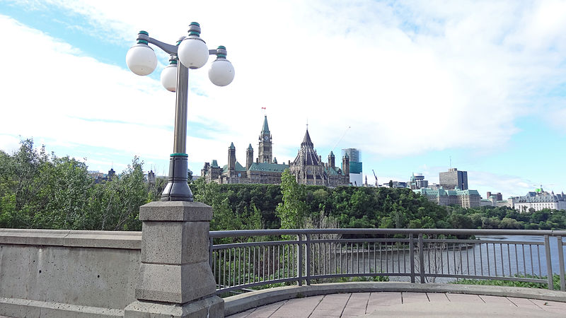 File:Parliament Hill from Alexandra Bridge.jpg