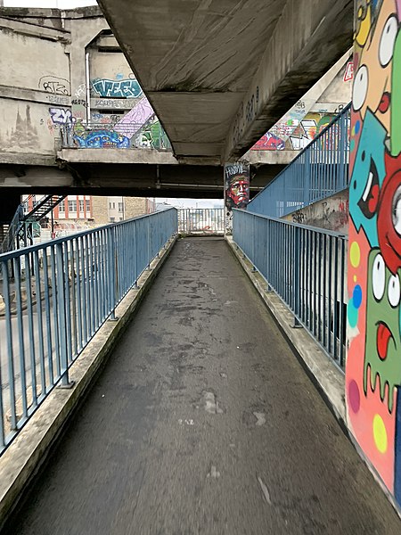 File:Passerelle Ivry Charenton - Ivry-sur-Seine (FR94) - 2021-01-19 - 5.jpg