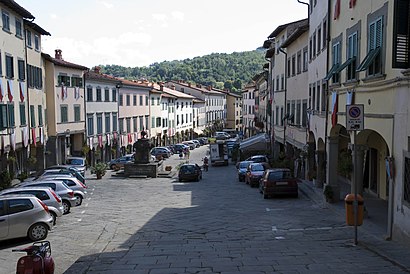 How to get to Stia in Arezzo by Bus or Train