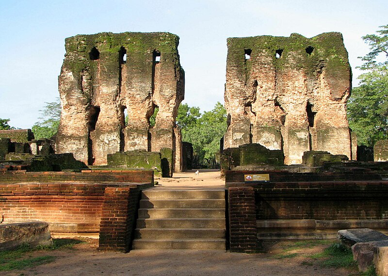 File:Polonnaruwa 02.jpg