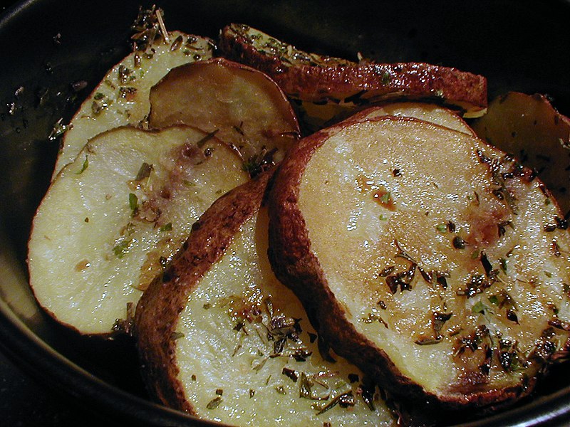 File:Potato with Herbs and Balsamic Vinegar.jpg