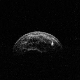 Анимация астероида (357439) 2004 BL86 и его спутника S/2015 (357439) 1, полученные Голдстоун