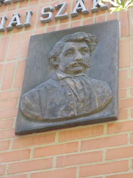 File:Relief of János Arany, 2019 Csorna.jpg