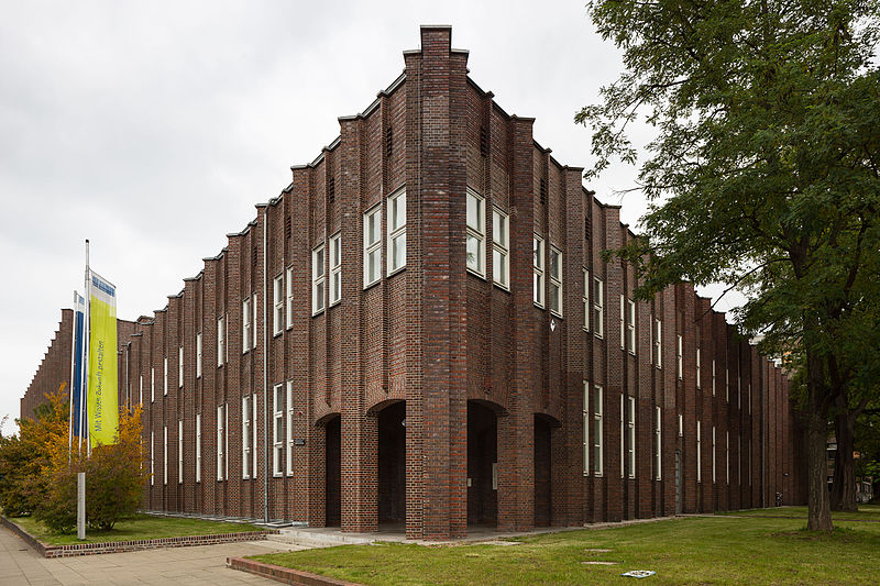 File:Research building Franzius-Institut Nienburger Strasse 1-5 Schneiderberg Nordstadt Hannover Germany 01.jpg