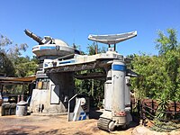 Entrée de l'attraction à Disneyland.