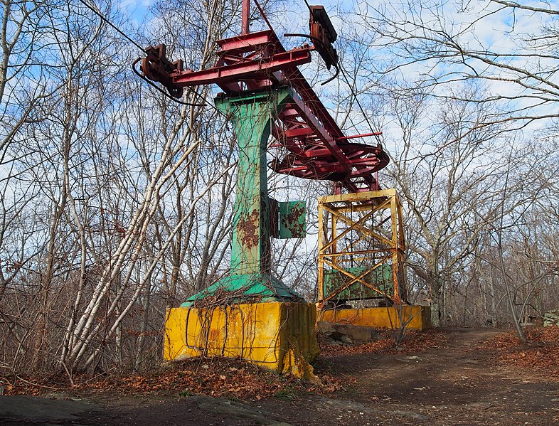 File:Rocky Point State Park - Skyliner2.JPG