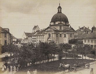 The square in 1885 Rynek Nowego Miasta w Warszawie ok. 1885.jpg