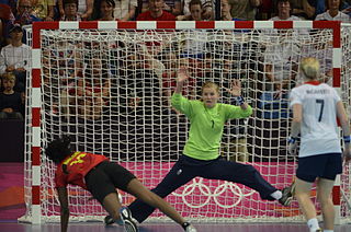 <span class="mw-page-title-main">Sarah Hargreaves</span> British handball player