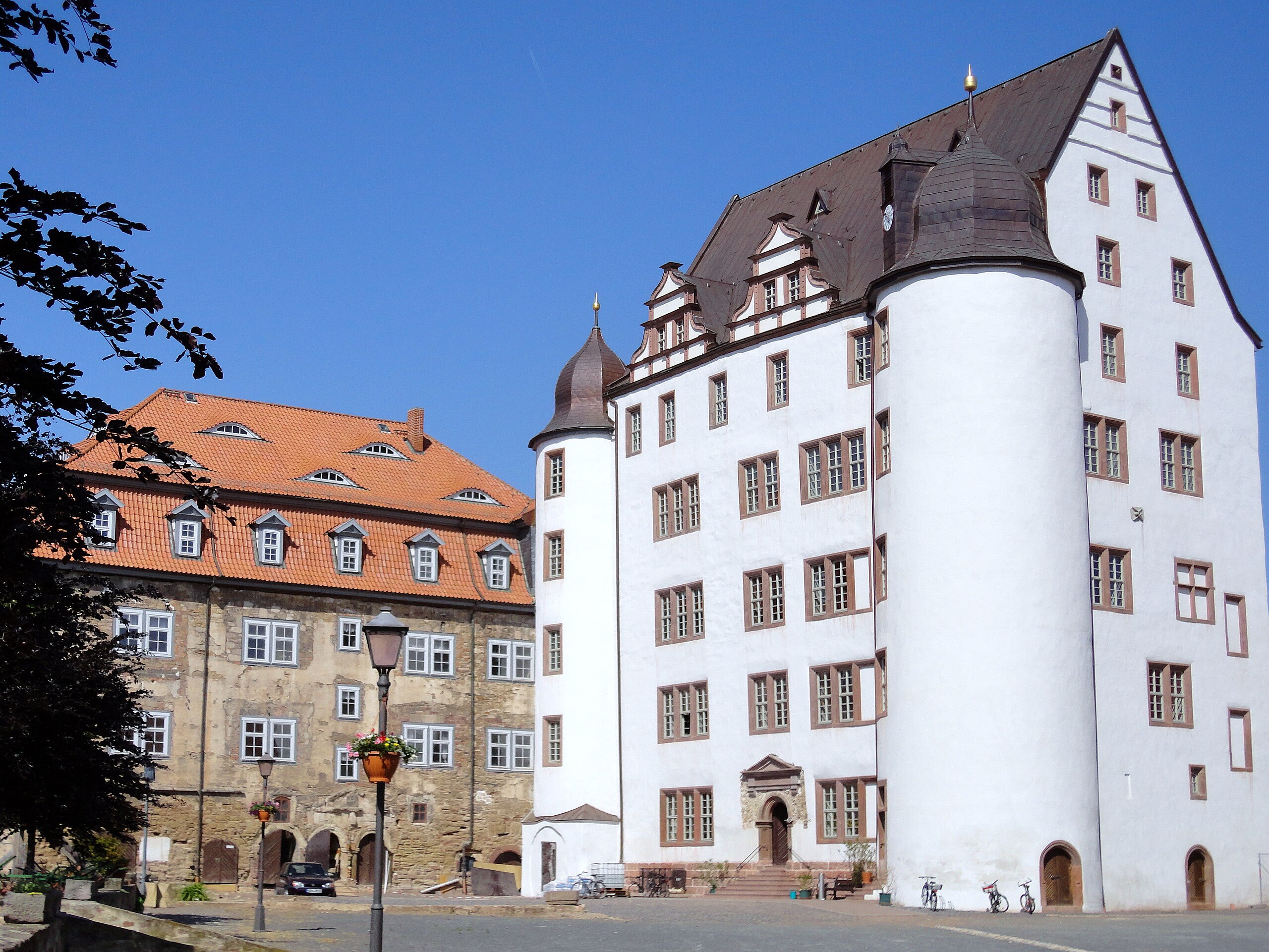 Datei:Schloss Heringen 2012.jpg – Wikipedia