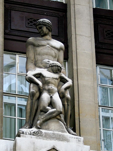 File:Sculpture London Father and Son.jpg