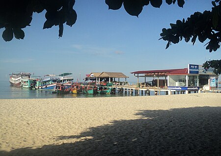 Tập_tin:Sihanoukville_Island_ferry_boats.jpg