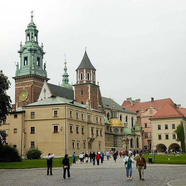 File:Stare Miasto, Kraków, Poland - panoramio (30).jpg