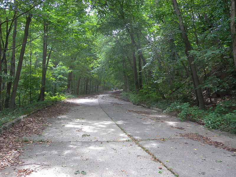 File:State Line Lookout hiway jeh.jpg