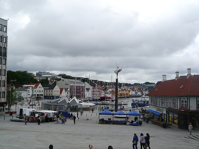 File:Stavanger Alter Hafen.JPG