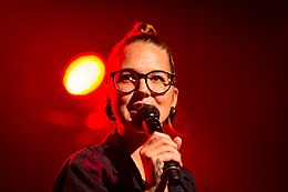 Stefanie Heinzmann: Leben und Werdegang, Soziales Engagement, Diskografie