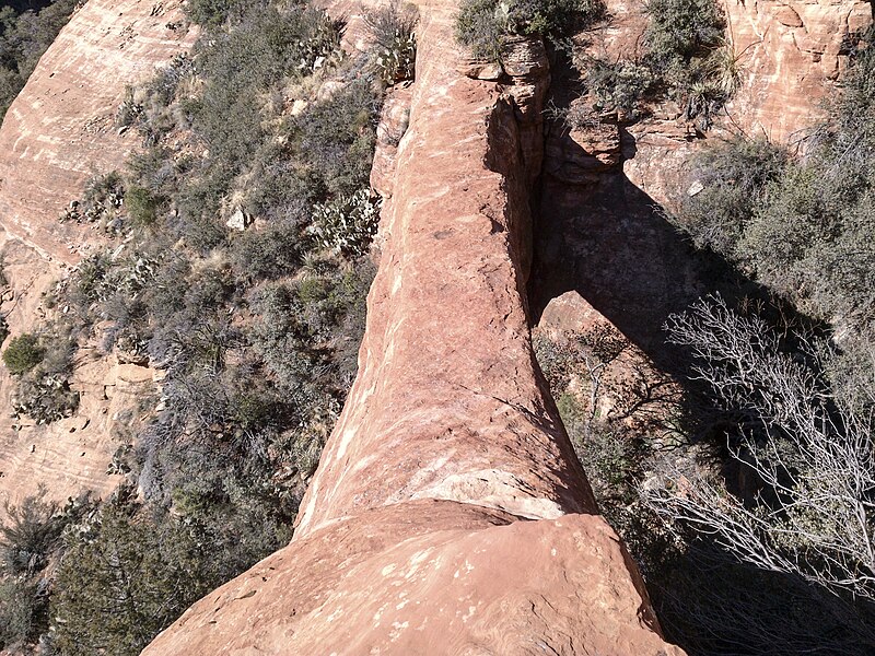 File:Sterling Pass Trail To Vultee Arch Trail, Sedona, Arizona, Coconino County - panoramio (124).jpg