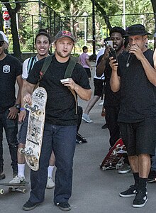 Steve Rodriguez and Jamie Foy during best trick contest 2019-06.jpg