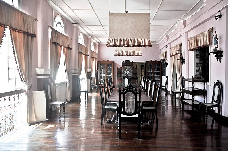 File:Syquia Mansion Dining Room.jpg