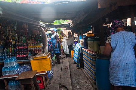 A home without food is not a home, and I dare say a community in Nigeria without a buka does not exist. These little functioning alcoves provide a service undeniable to all and sundry. Following these hardworking women behind the scenes made me appreciate this work more.