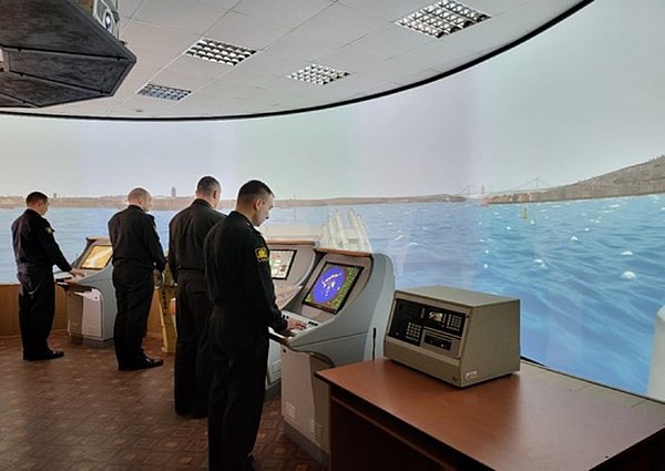 Navigators of the Russian Navy undergo retraining at the Mostik-2000 training complex