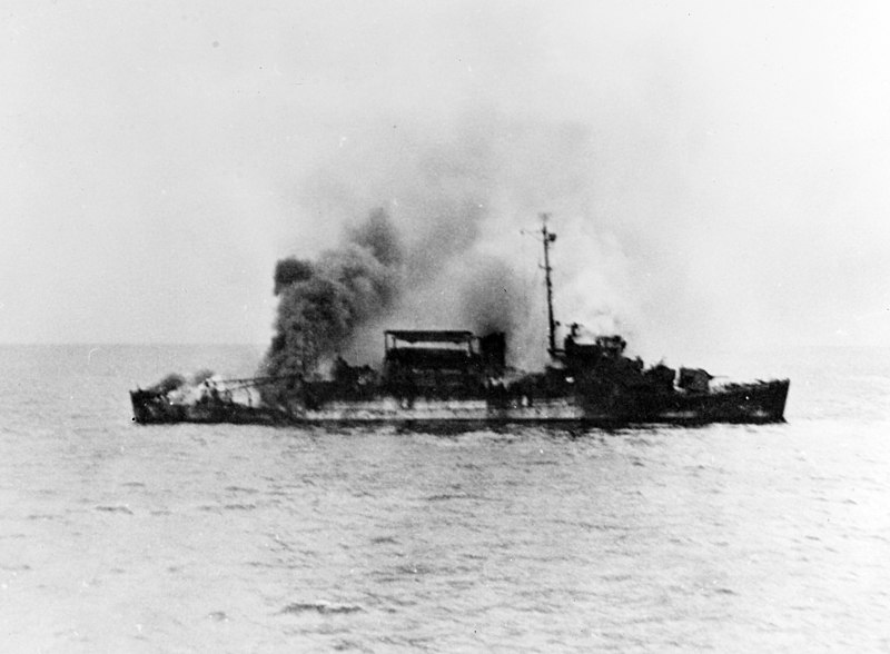 File:USS Bates (APD-47) burning off Ie Shima, Japan, 25 May 1945 (NH 66450).jpg