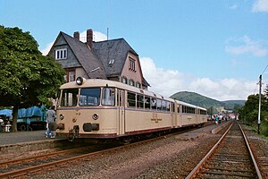 VT 54, VM ​​56 and VS 54 of the Hersfeld Railway in Schenklengsfeld.jpg