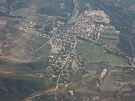 Luchtfoto, Aureille gezien vanuit het noorden